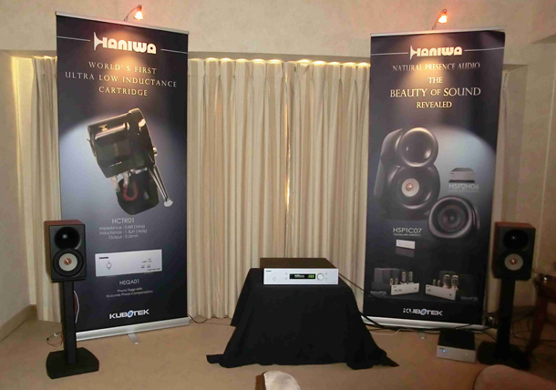 Show-room Haniwa Audio  CES 2012   Venetian